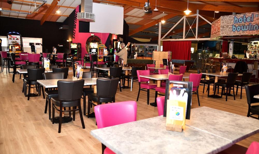 Cit'Hotel Restaurant Du Bowling De Millau Exteriör bild