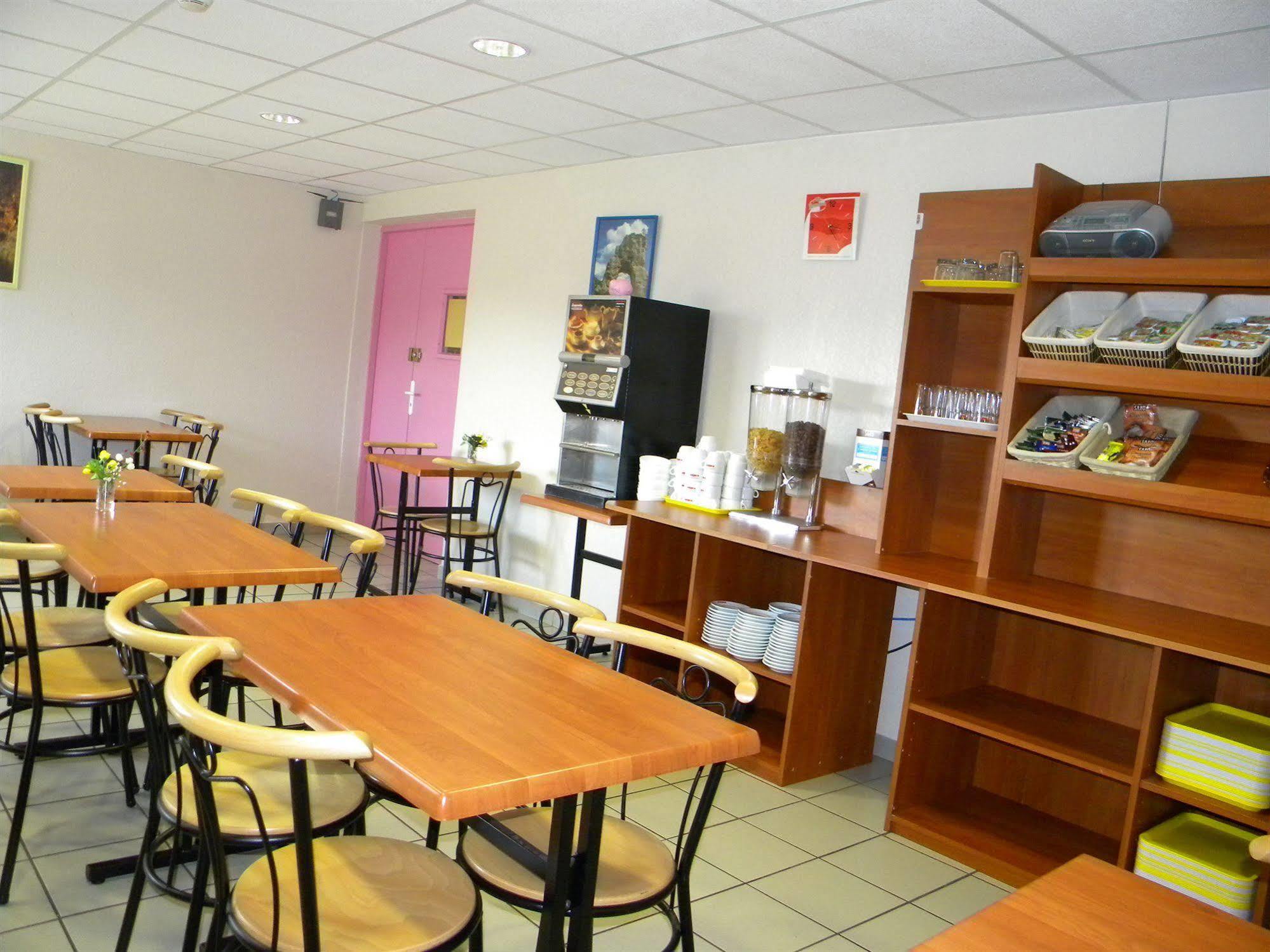 Cit'Hotel Restaurant Du Bowling De Millau Exteriör bild